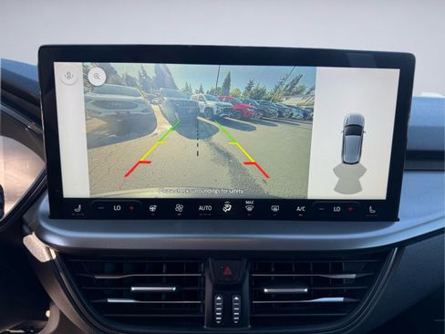 Used 2023 Ford Escape SE FWD image 19