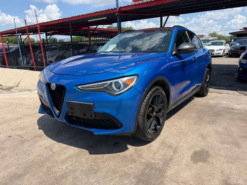 Used 2019 Alfa Romeo Stelvio AWD w/ Nero Edizione image 11