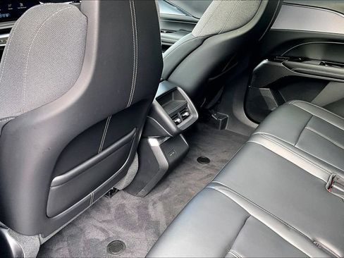 Certified 2024 Cadillac Lyriq Tech w/ Driver Assist Package AWD/4WD image 10