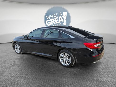 Used 2018 Honda Accord LX image 6