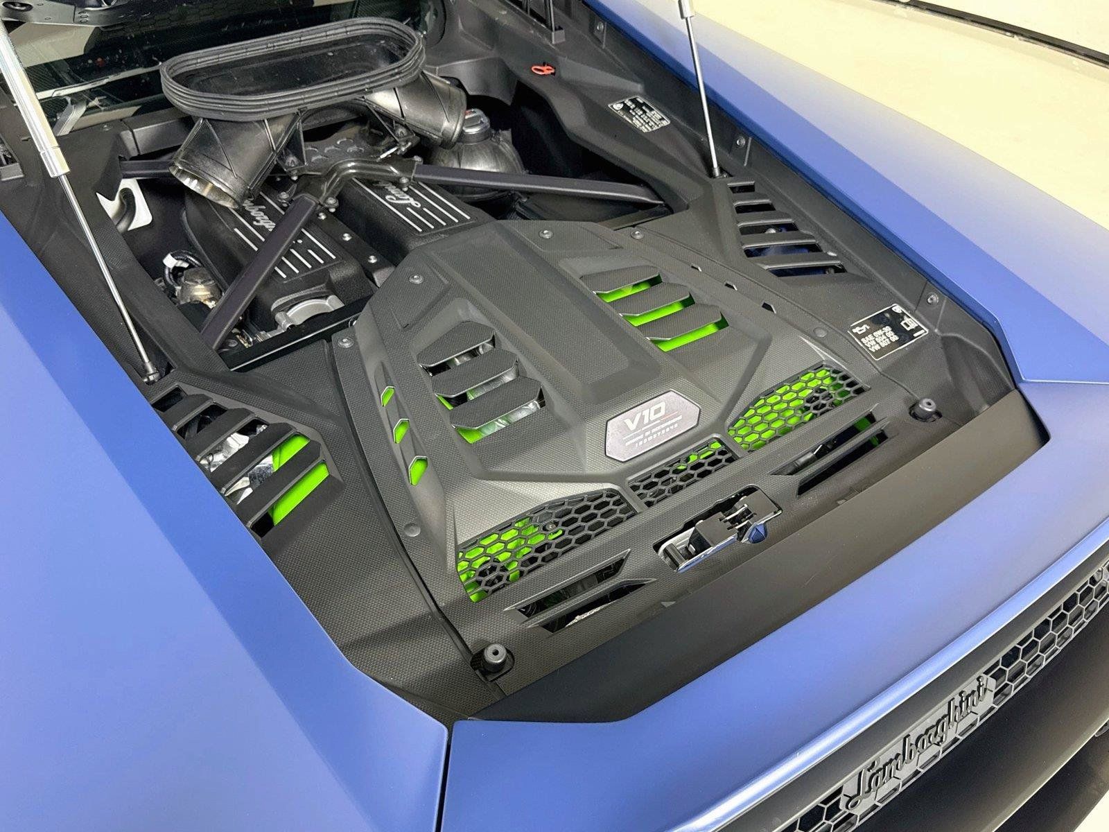 Used 2023 Lamborghini Huracan Sterrato AWD/4WD image 28