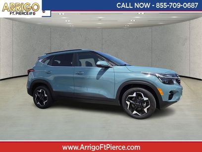 Used 2025 Kia Seltos EX