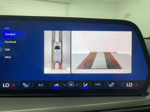 New 2026 Chevrolet Traverse LT w/ Driver Confidence Package image 23