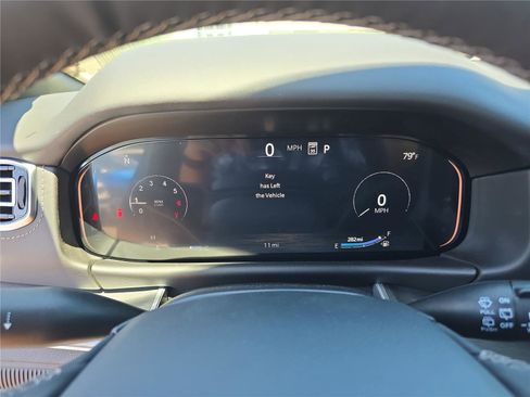 New 2026 Jeep Grand Wagoneer Limited AWD/4WD image 32
