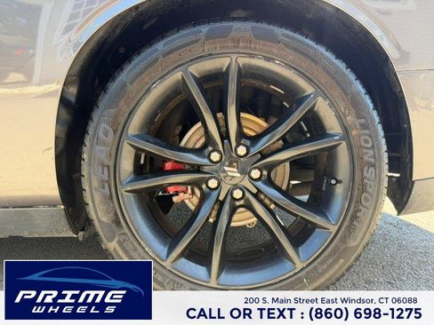Used 2017 Dodge Challenger SXT w/ Blacktop Package RWD image 21