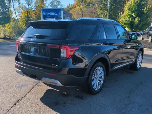 Used 2025 Ford Explorer Platinum w/ LUX Leather Package AWD/4WD image 8