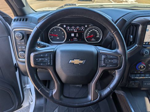 Used 2022 Chevrolet Silverado 2500 High Country AWD/4WD image 19
