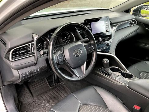 Used 2024 Toyota Camry SE FWD image 18