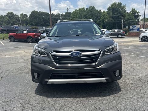 Used 2021 Subaru Outback Touring XT AWD/4WD image 2