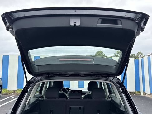 Certified 2025 Volkswagen Taos S image 12