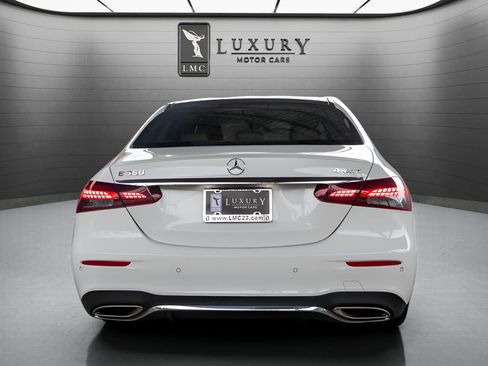 Used 2022 Mercedes-Benz E 350 4MATIC Sedan image 7