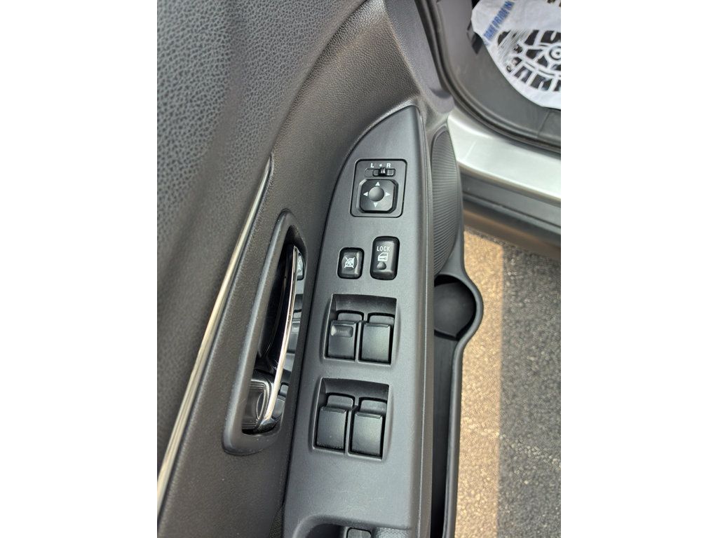 Used 2024 Mitsubishi Outlander Sport AWD image 12