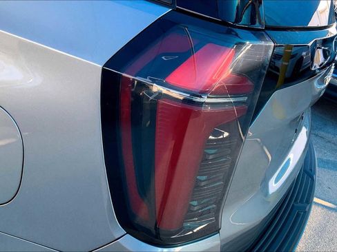 New 2026 Chevrolet Tahoe LS image 14