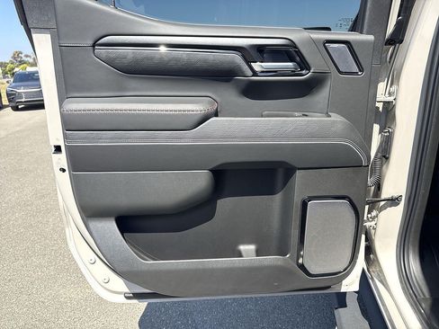 New 2026 GMC Sierra 1500 AT4X AWD/4WD image 24