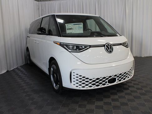 New 2025 Volkswagen ID. Buzz Pro S image 30
