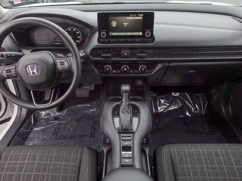 Used 2025 Honda HR-V LX image 12