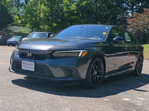 Used 2023 Honda Civic Sport image 7