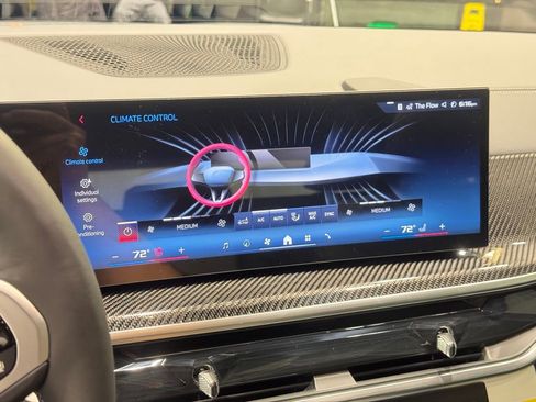 Used 2026 BMW X5 M60i w/ Climate Comfort Package AWD/4WD image 10