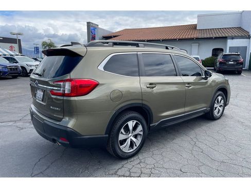Used 2023 Subaru Ascent Premium w/ Convenience Package AWD/4WD image 5