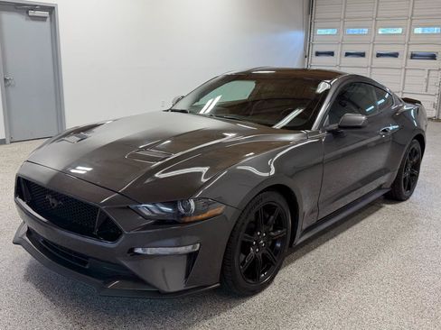 Used 2018 Ford Mustang GT w/ Equipment Group 301A RWD image 8