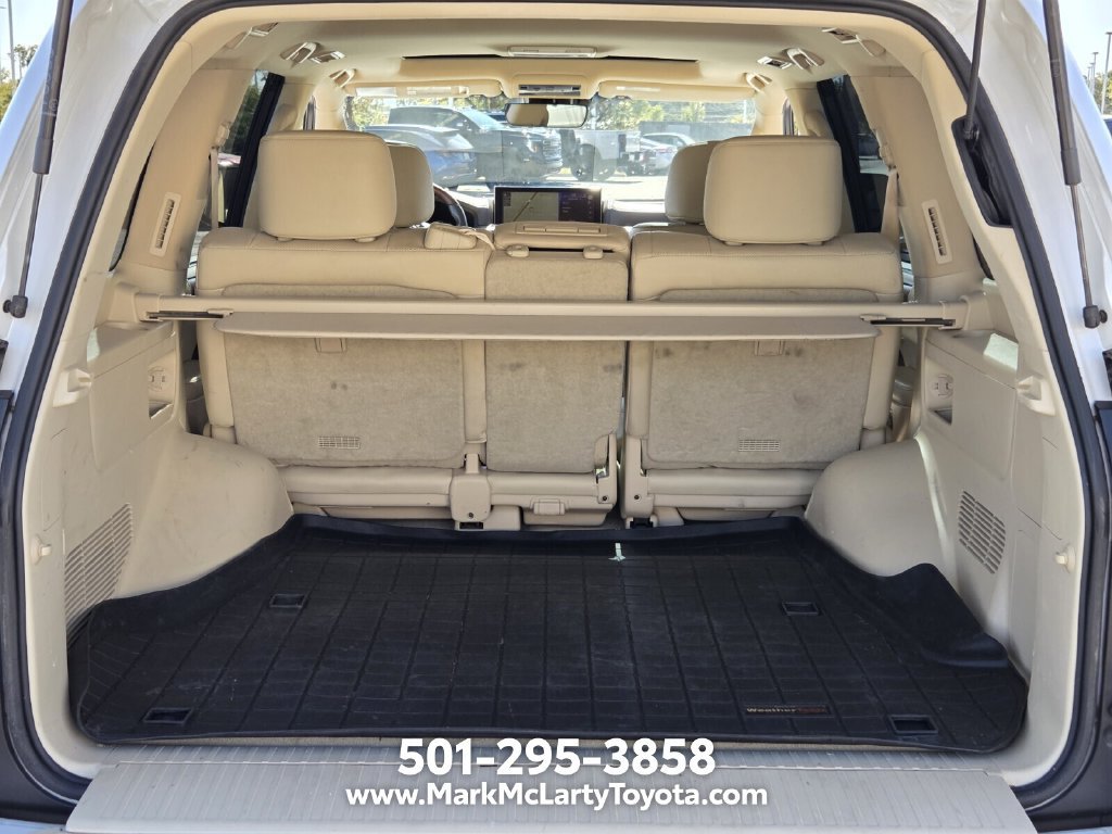 Used 2019 Lexus LX 570 4WD w/ Luxury Package image 13