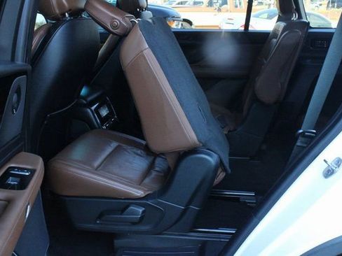 Used 2020 Lincoln Aviator Reserve w/ Equipment Group 201A image 38