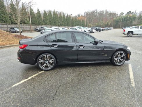 Used 2023 BMW 330i Sedan w/ Premium Package image 10