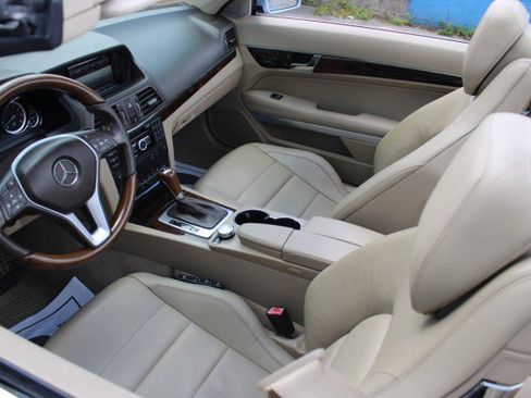 Used 2013 Mercedes-Benz E 350 Cabriolet image 29
