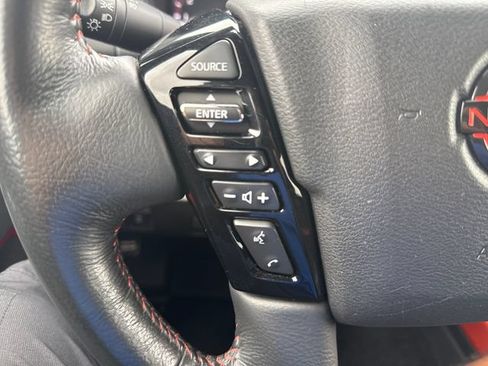 Used 2024 Nissan Frontier PRO-4X w/ Pro Convenience Package AWD/4WD image 31