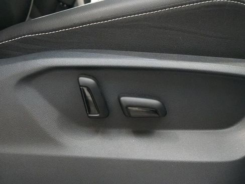 Used 2022 Volkswagen Tiguan SEL R-Line image 32