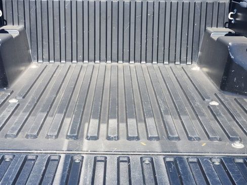 Used 2017 Toyota Tacoma SR5 w/ Tow Package image 30