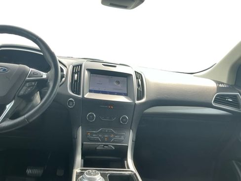 Used 2020 Ford Edge SEL w/ Convenience Package AWD/4WD image 11