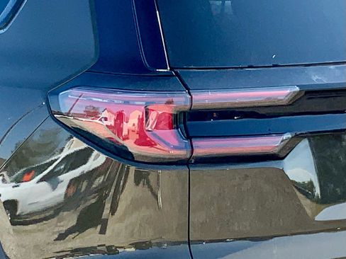 Certified 2024 GMC Acadia AT4 w/ LPO, Floor Liner Package image 15