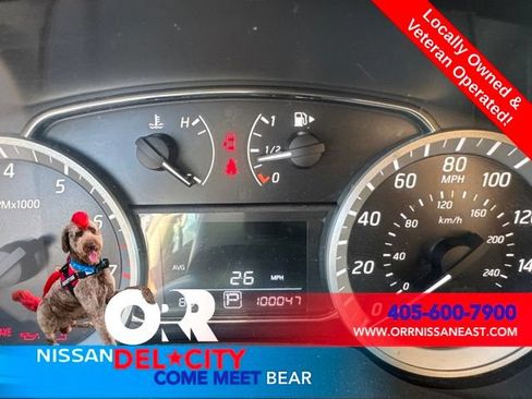 Used 2014 Nissan Sentra SR w/ SR Driver Package FWD image 4