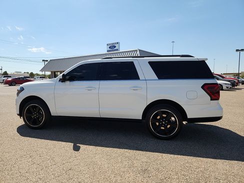 Certified 2024 Ford Expedition Max Limited image 4