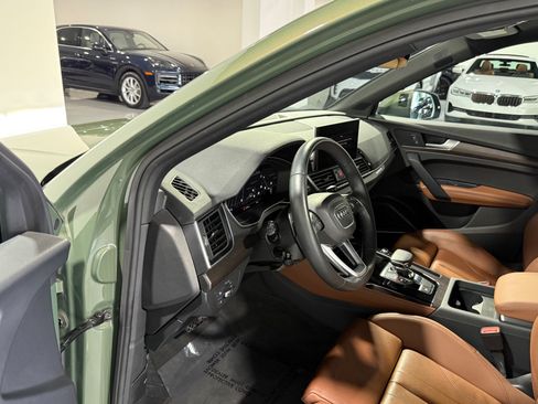 Used 2023 Audi Q5 2.0T Premium Plus w/ Premium Plus Package AWD/4WD image 21