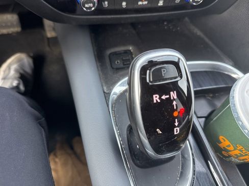 Used 2020 Buick Enclave Premium image 21