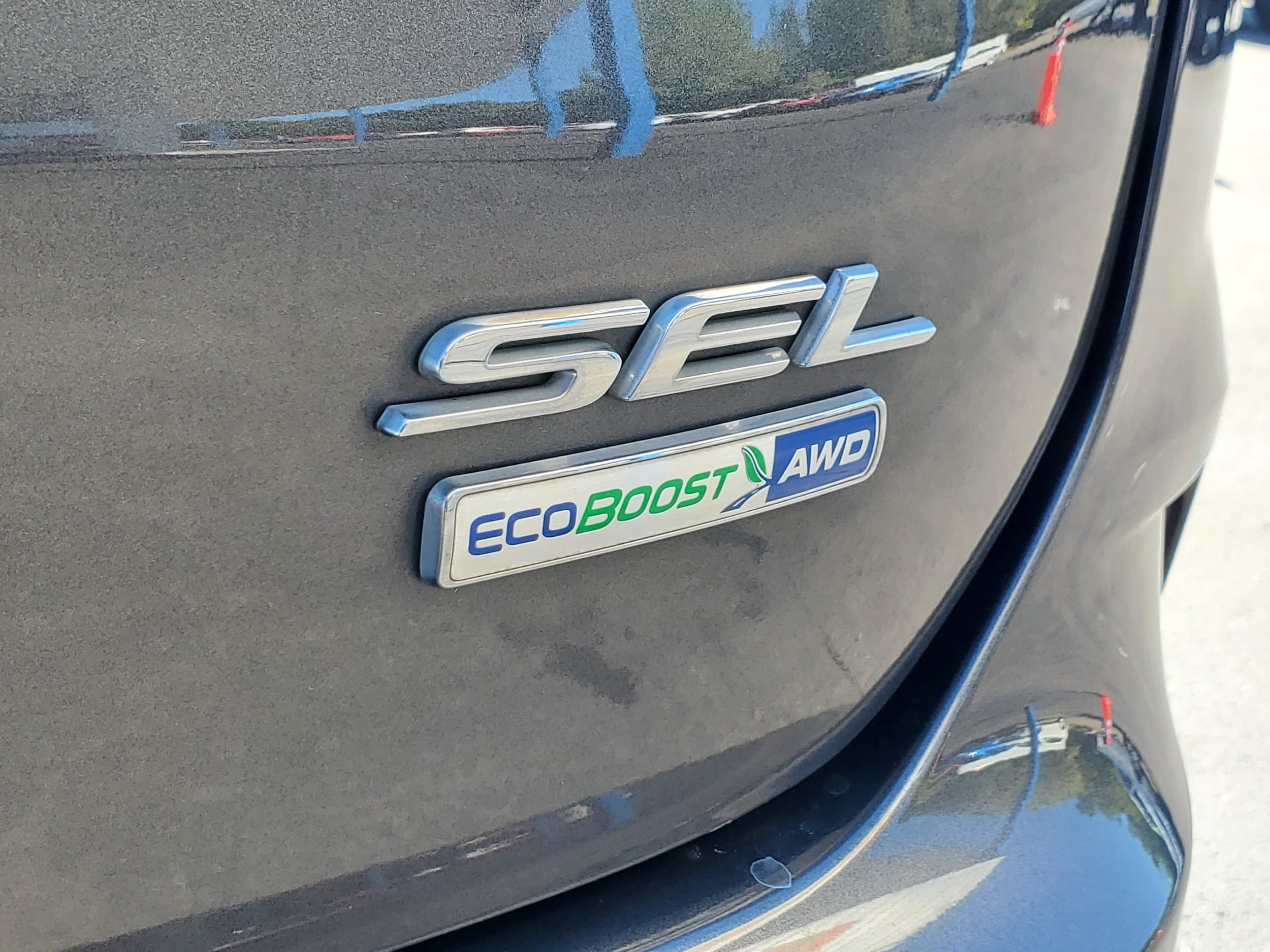 Used 2020 Ford Edge SEL AWD/4WD image 25