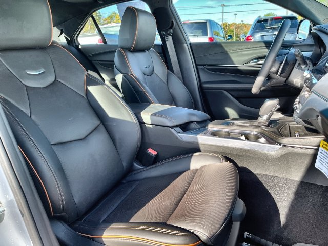 Certified 2025 Cadillac CT4 Sport AWD/4WD image 33