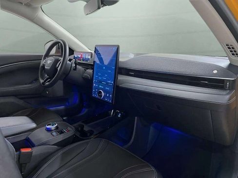 Used 2023 Ford Mustang Mach-E Premium image 27