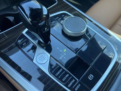 Used 2020 BMW X5 sDrive40i w/ Premium Package image 28