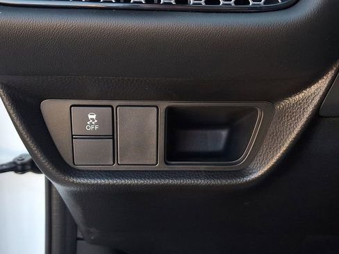 Certified 2025 Honda HR-V Sport image 27