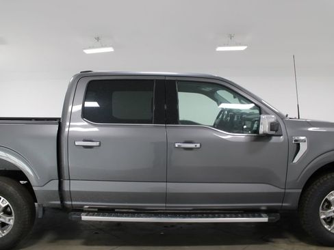 Used 2023 Ford F150 Lariat image 11