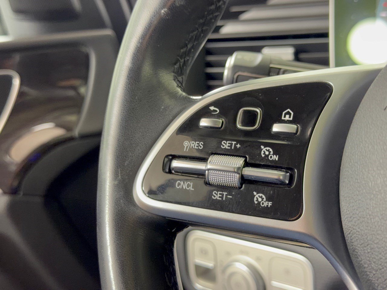 Used 2023 Mercedes-Benz GLE 350 image 18