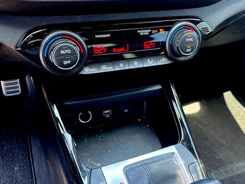 Used 2024 Kia Forte GT-Line FWD image 14