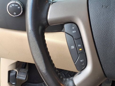 Used 2011 Chevrolet Silverado 1500 LT w/ All-Star Edition AWD/4WD image 14