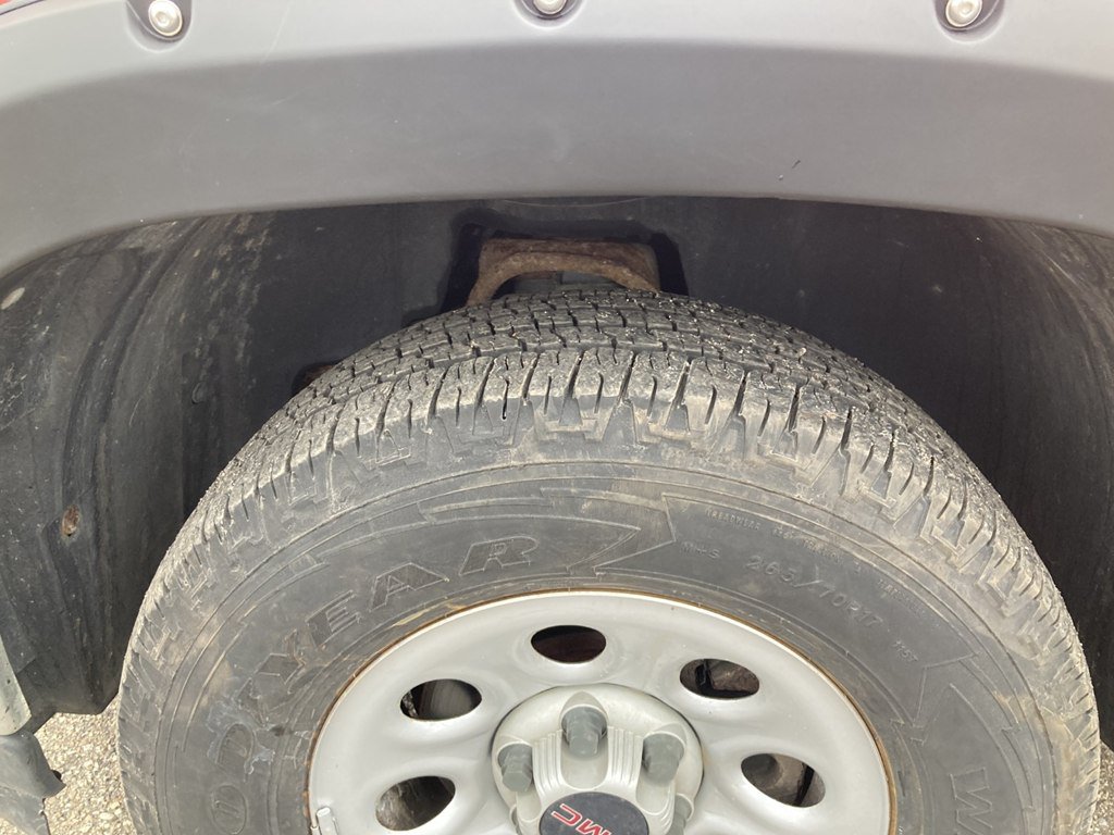 Used 2009 GMC Sierra 1500 W/T RWD image 11