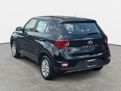 New 2026 Hyundai Venue SE FWD image 7