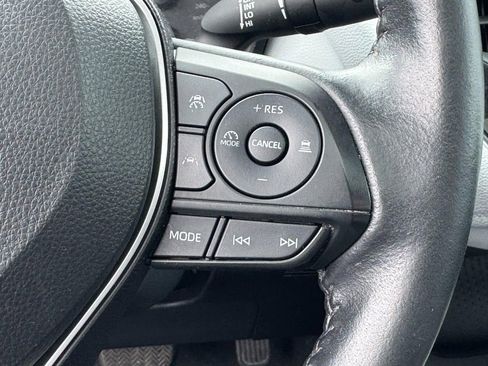 Used 2023 Toyota Corolla SE w/ SE Premium Package FWD image 22