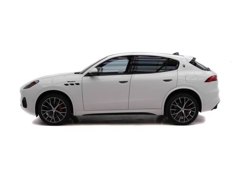 New 2026 Maserati Grecale Modena AWD/4WD image 3